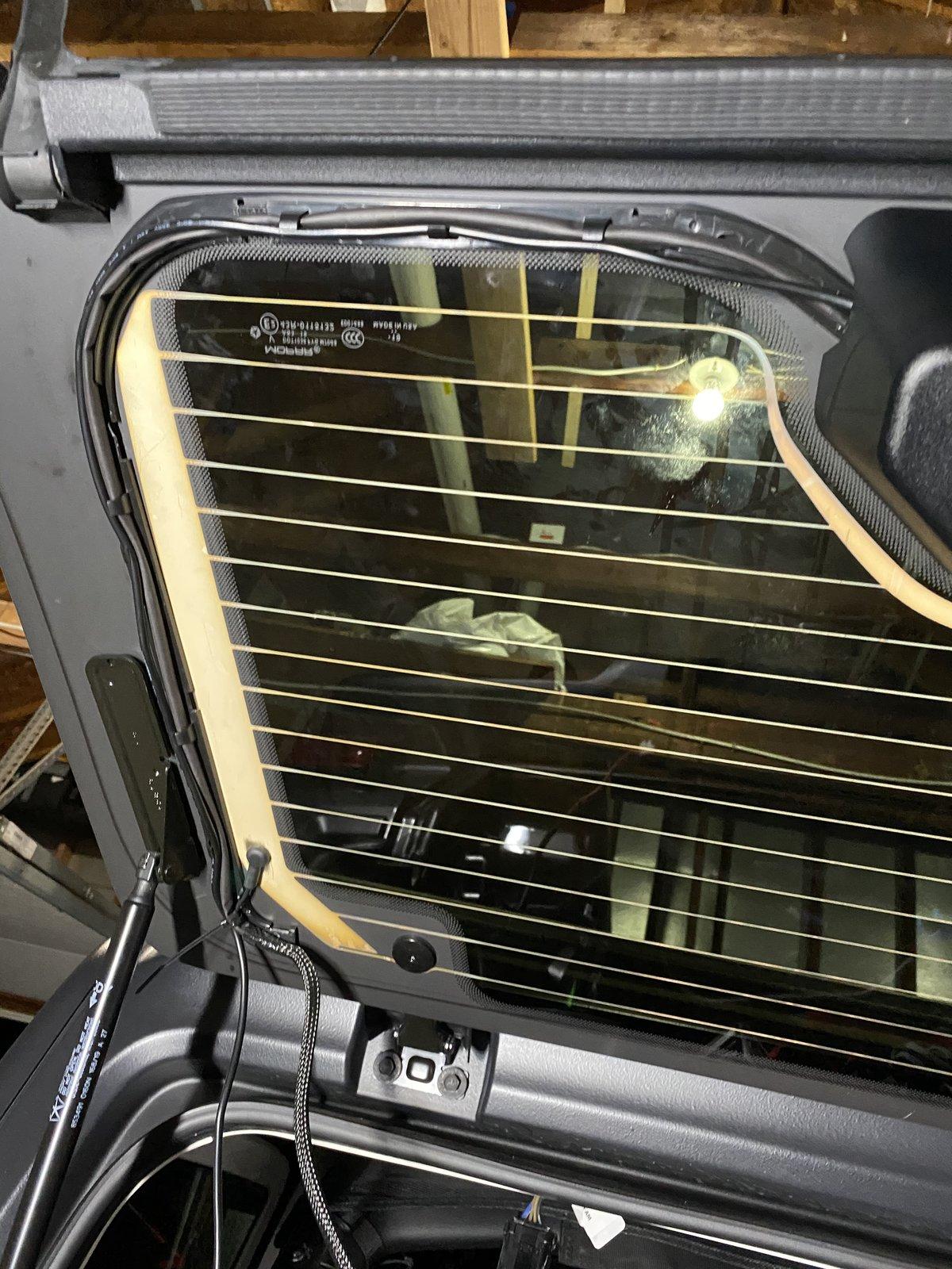 Jeep Wrangler JL JL Cargo Area Lighting Upgrade B42B43E0-FB6A-4CE2-A0F8-C92428BD9FA3