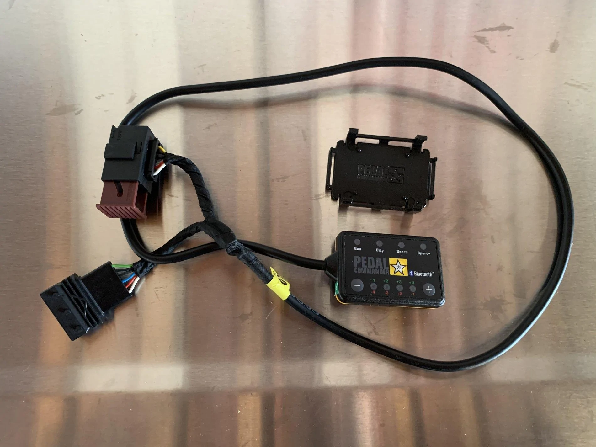 Jeep Wrangler JL Pedal Commander Throttle Response Controller 3.6L IMG_8694
