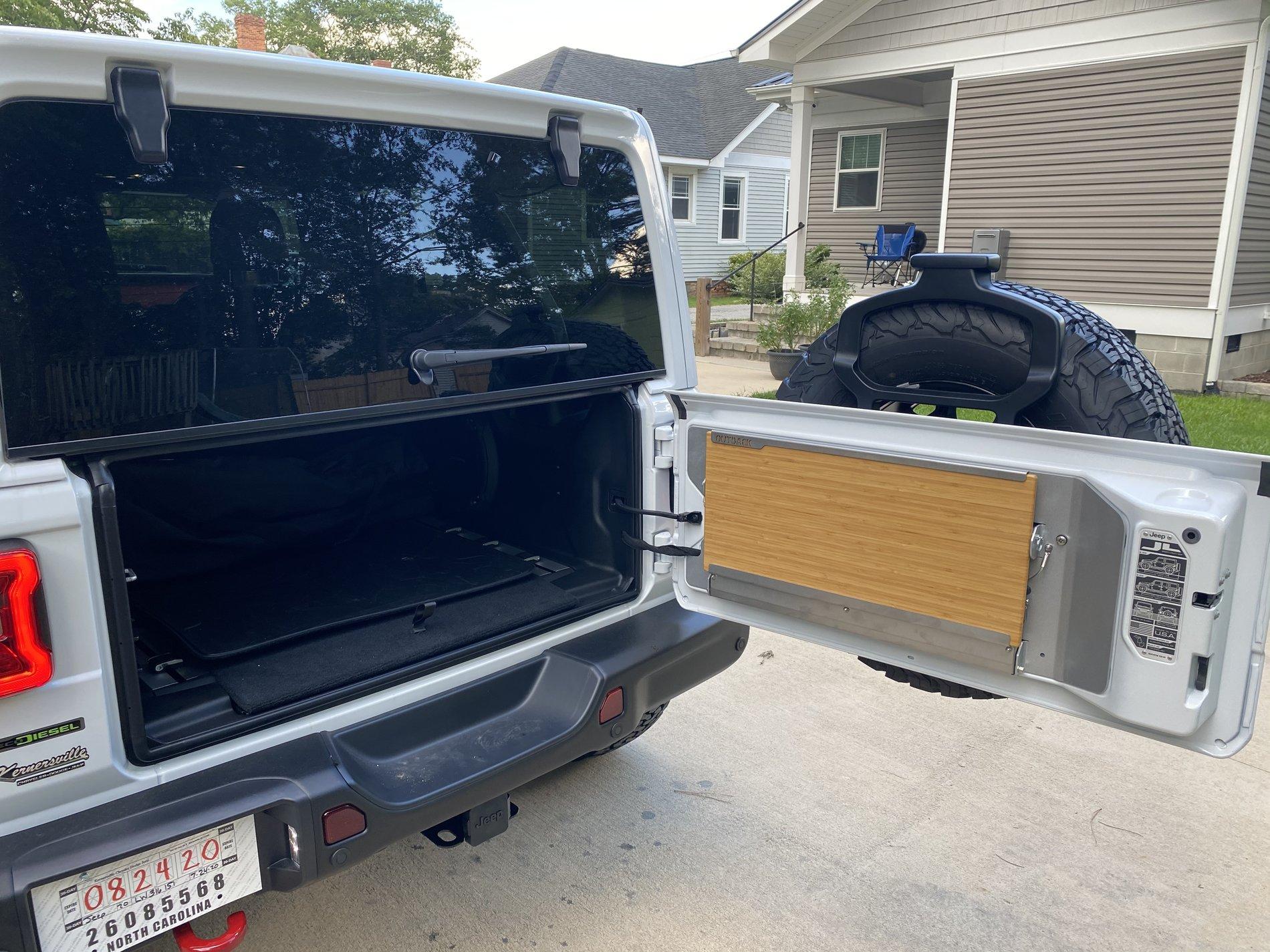 Jeep Wrangler JL Finally! 92B0BEBA-204E-4469-93CC-AC76E6C7345A
