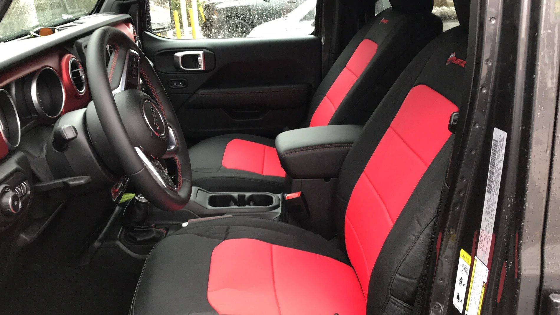 Jeep Wrangler JL Quality seat covers? Suggestions please. IMG_7398
