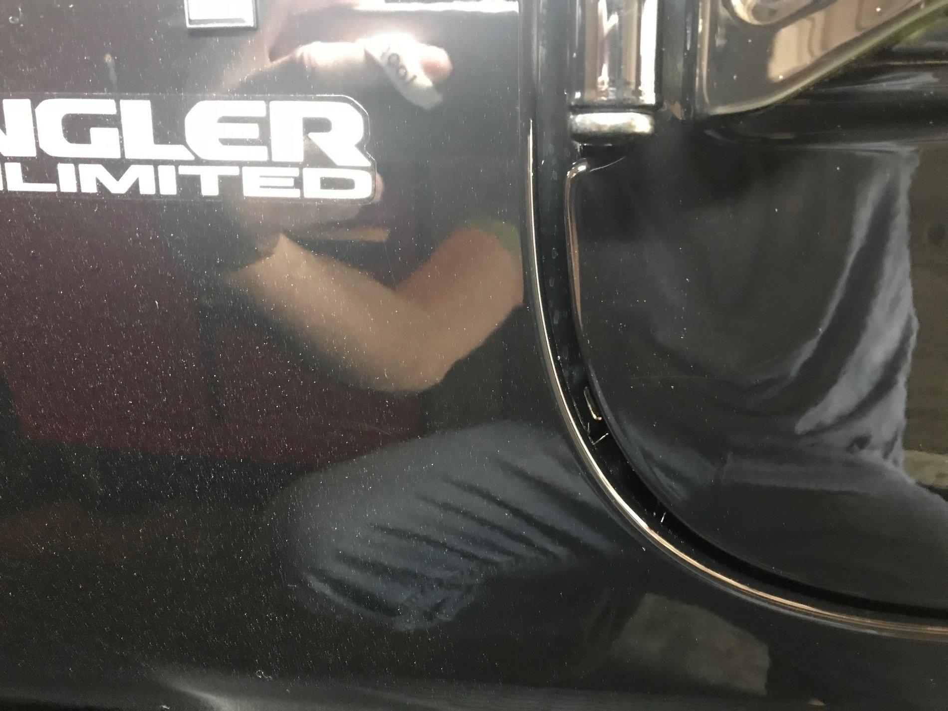 Jeep Wrangler JL Door hinge rock chips upload_2018-4-23_13-6-5