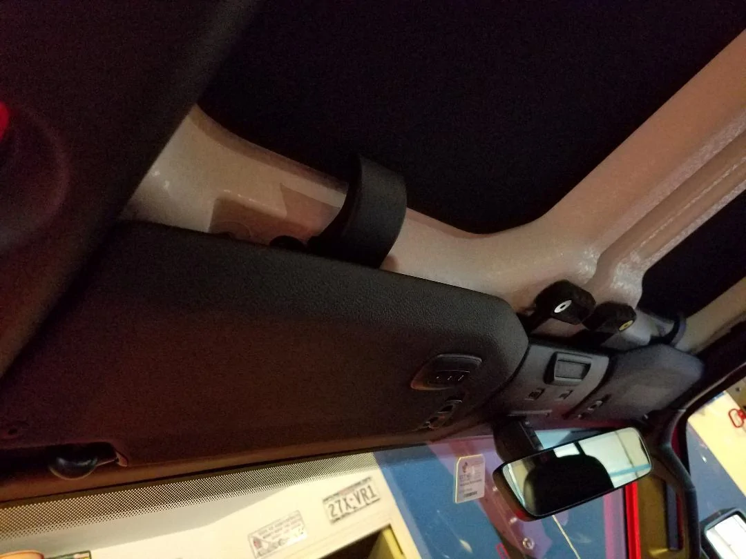 Jeep Wrangler JL Sun visor warning decal removal mod JL visors
