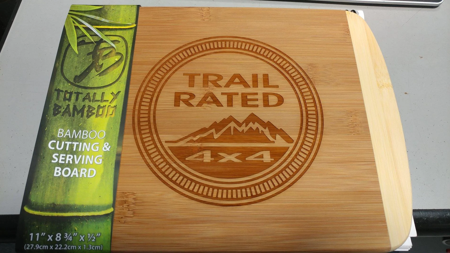 Jeep Wrangler JL Custom cutting board 20180424_082042