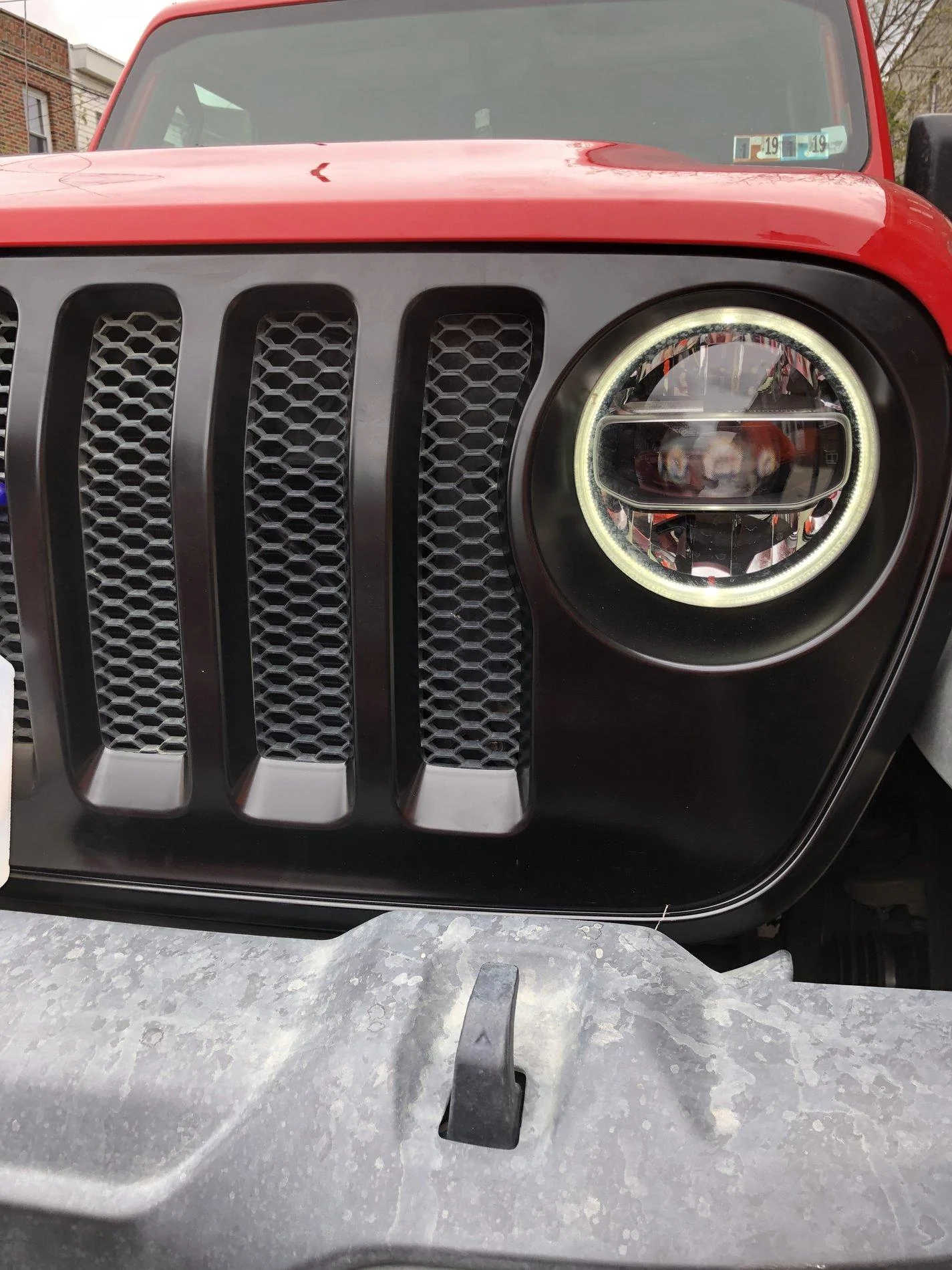 Jeep Wrangler JL Mopar Satin Black Grill 4BDB6BA2-3E01-4C18-B667-576035C1426C