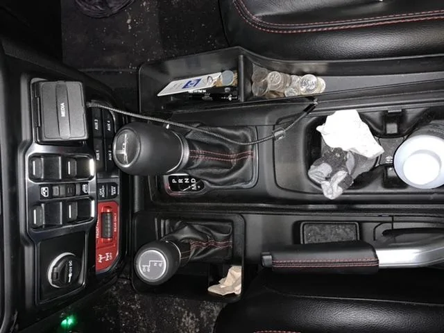 Jeep Wrangler JL Interior pocket organizer comparison 3b3de5d3-5837-498c-bed1-dd1c5aabf657-jpeg