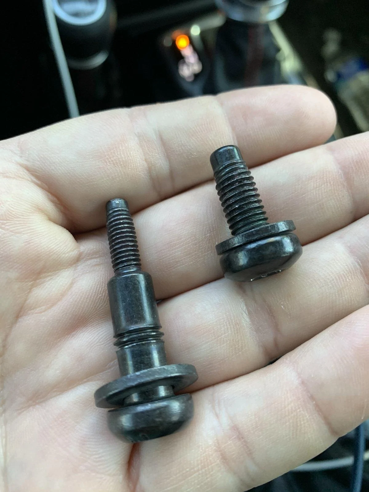 Jeep Wrangler JL Cowl Screw Sizes - Solved 99EE01C1-06F2-45E5-8934-0BE093062842