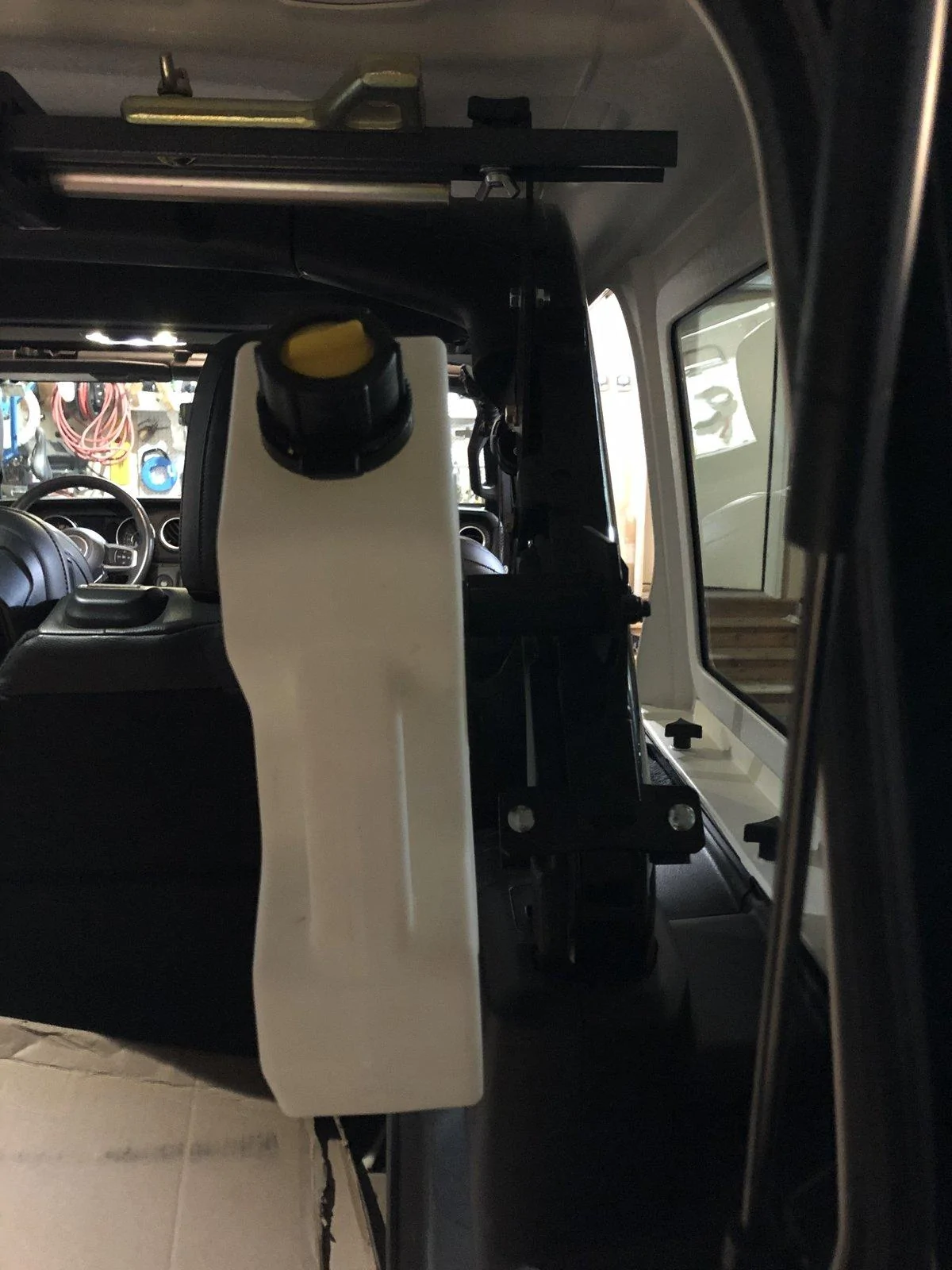 Jeep Wrangler JL Jeep JL Vector Cage Pack Install 76A0A0DC-AF38-4ECB-B1FF-10CB91D0B58F