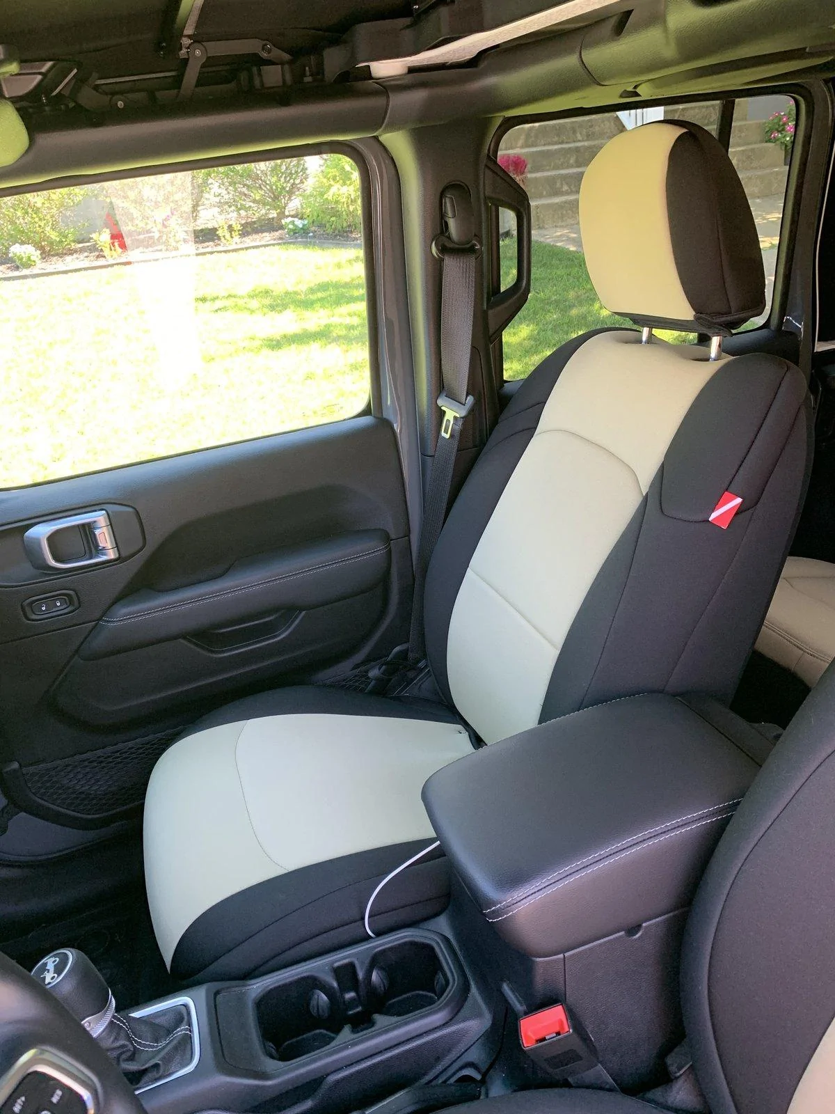 Jeep Wrangler JL Diver Down Seat Covers A20DED60-182E-4C6E-BD08-0FA8864B5387