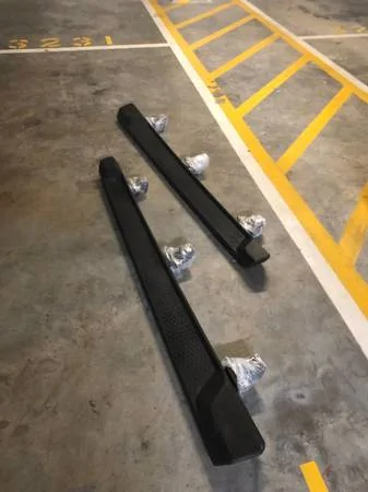 Jeep Wrangler JL FS: JLU OEM Running Boards 00C0C_euKZ7VY8U7j_0CI0t2_600x450