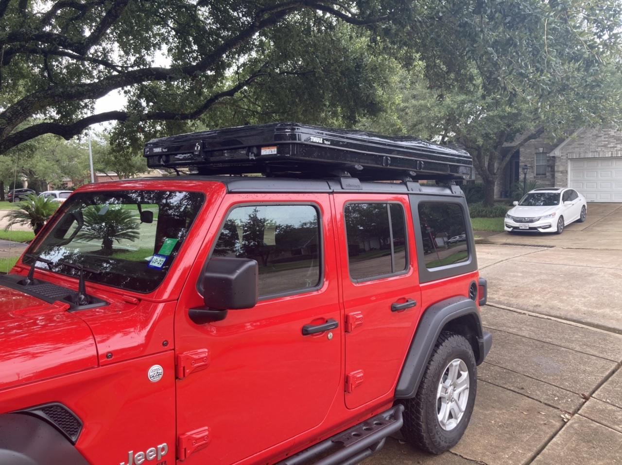 Jeep Wrangler JL Anyone using the Thule/Tepui HyBox? 33C6C7DD-9A7E-4F06-B8BC-E2195105C3FE