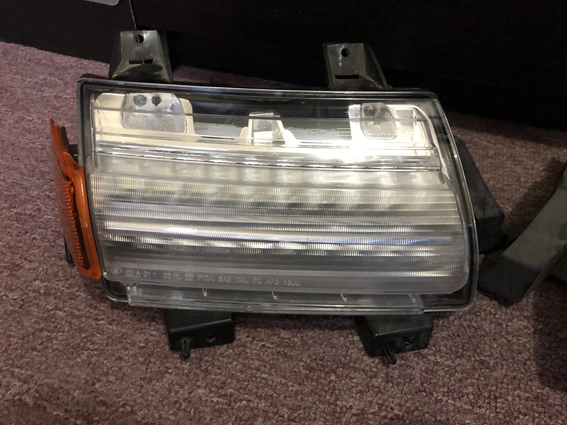 Jeep Wrangler JL Oem led drl fender lights 61E35DA3-967C-4EE2-AD65-A7CBCAA6E92D