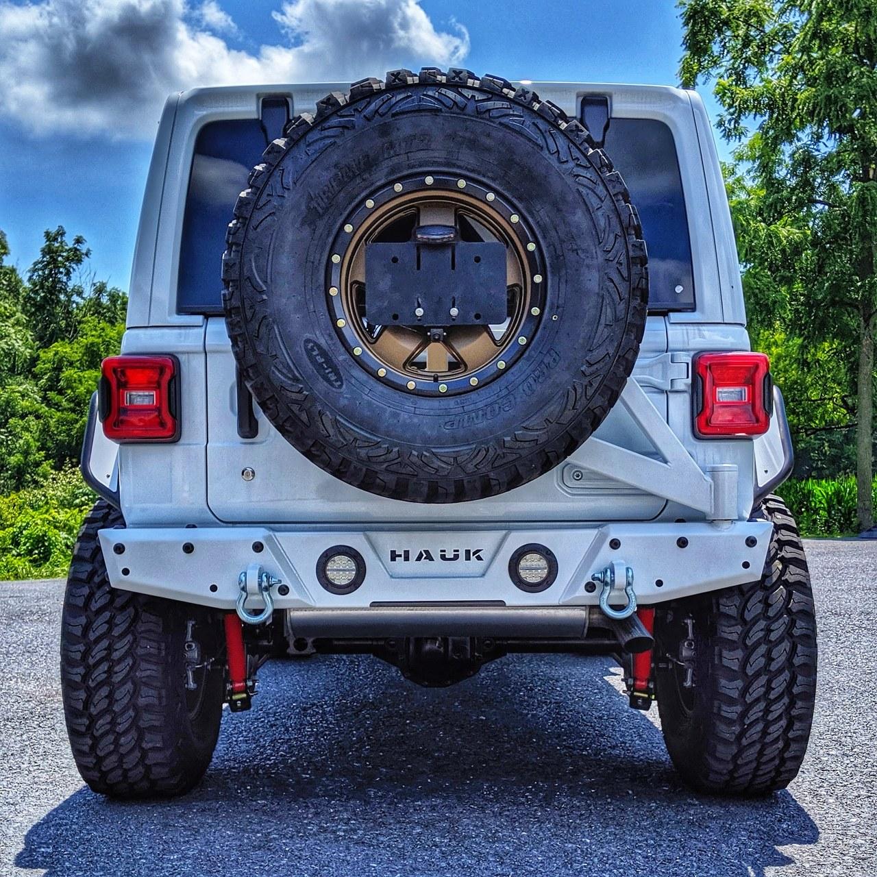 Jeep Wrangler JL Hauk Bumper Color Feedback AllWhiteRear
