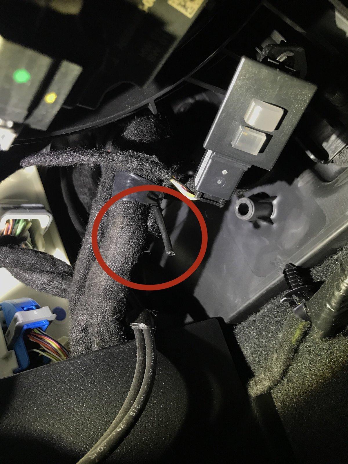 Jeep Wrangler JL AUX Switches: Cable COLOR CODE Wiring Identification 871DE855-8380-4955-AC60-3C9EF856D340