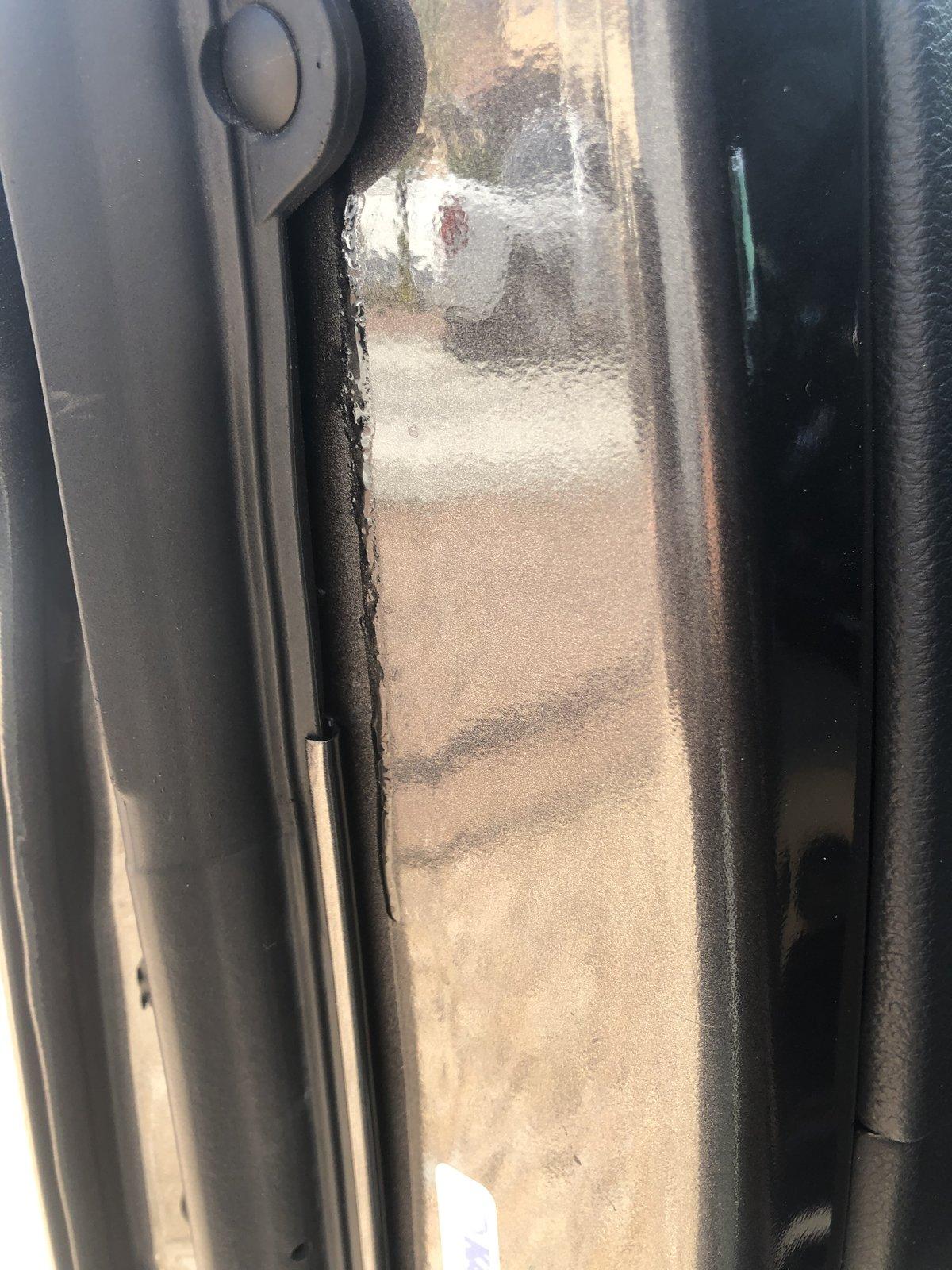 Jeep Wrangler JL Black Sealant OOZING? IMG_6278