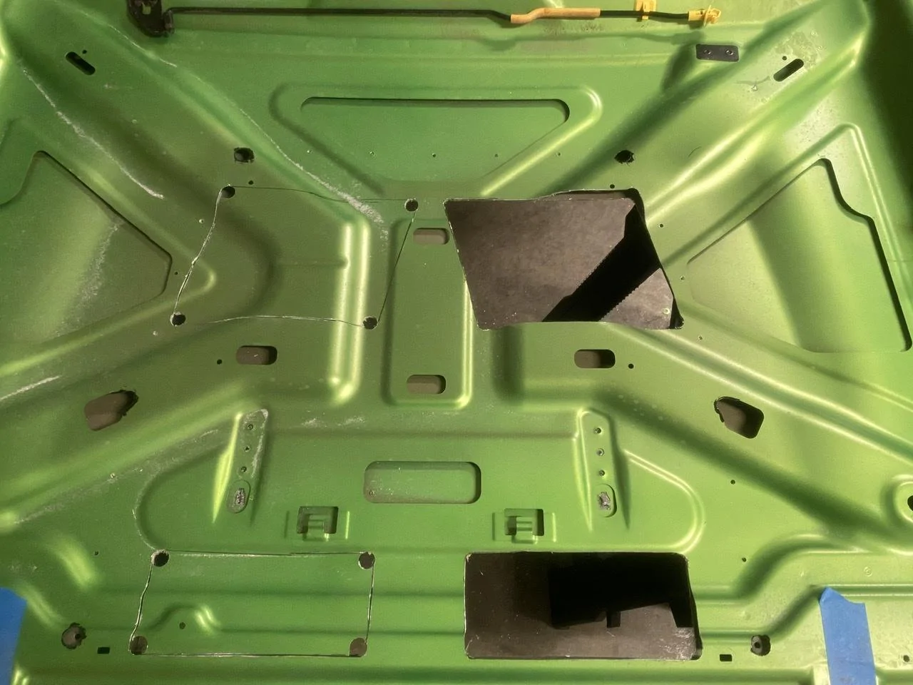 Jeep Wrangler JL Hood Insulation C3BC2FAE-6414-42A3-8F8E-224970F0E210
