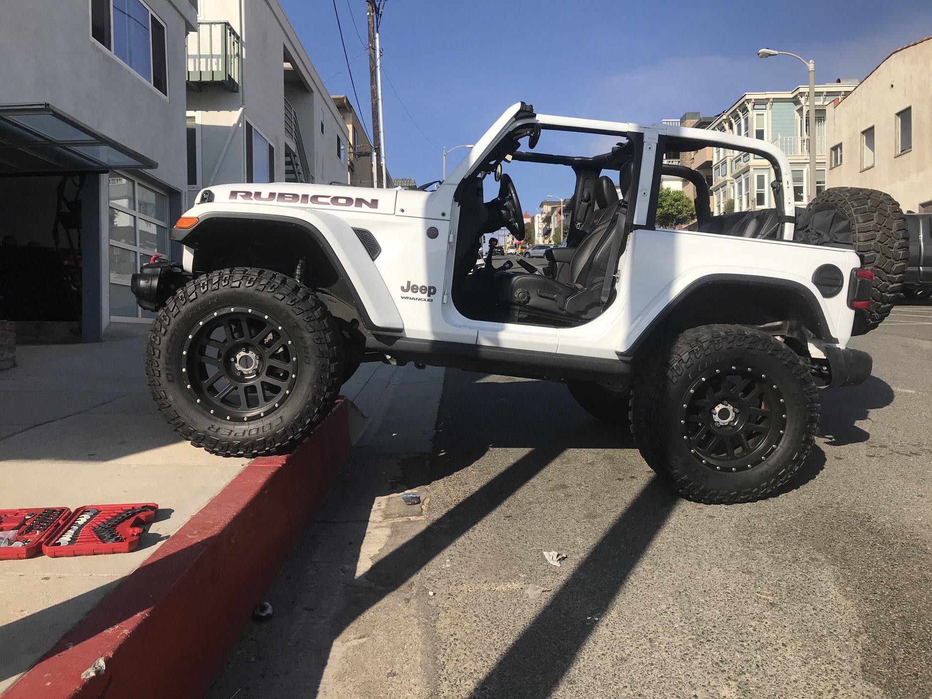 Jeep Wrangler JL Parking on curbs/sidewalks C72B021D-C121-4DBF-841B-1D42B6549D96