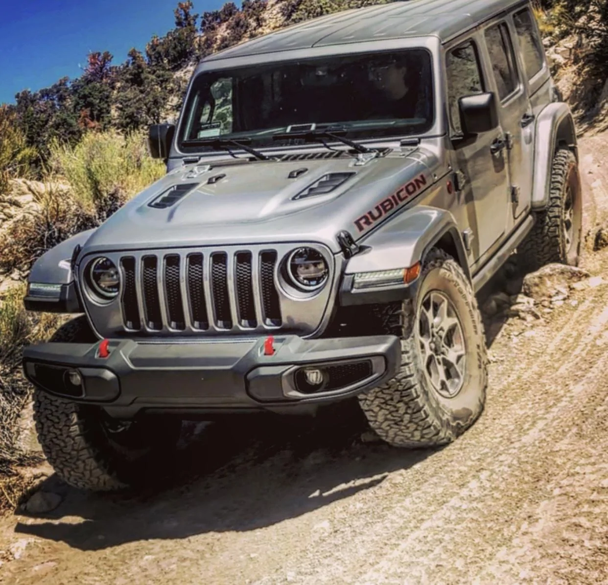 Jeep Wrangler JL BF K02 OR KM3 03346CC0-38ED-4A10-A90D-C9195BAEE51E
