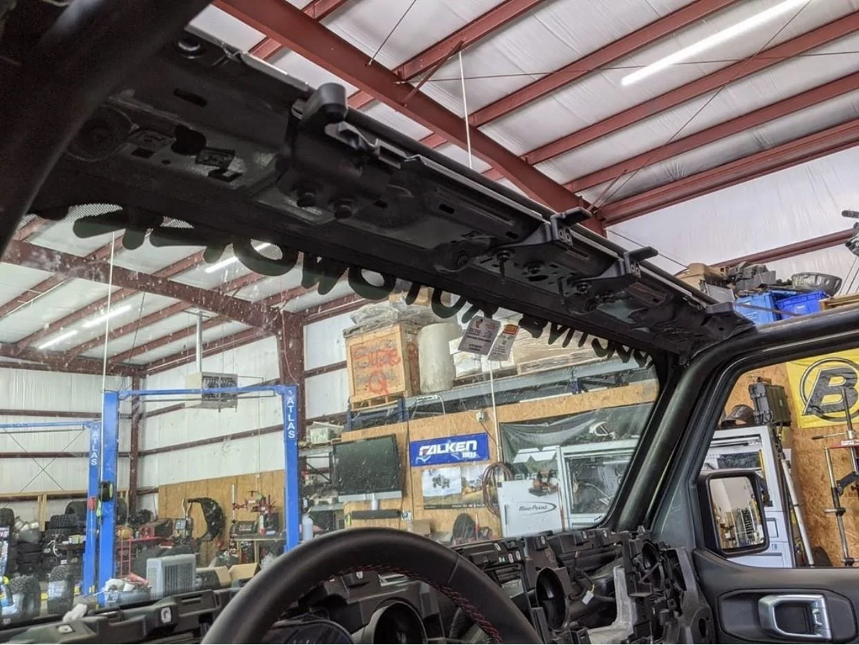 Jeep Wrangler JL Full custom cage going in jeep 1