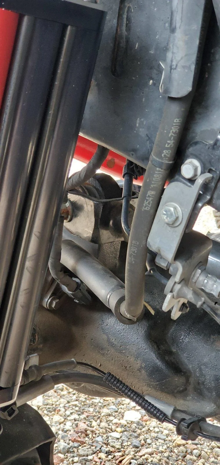 Jeep Wrangler JL Steer Smarts track bar hitting ARB diff cover 20200812_113508