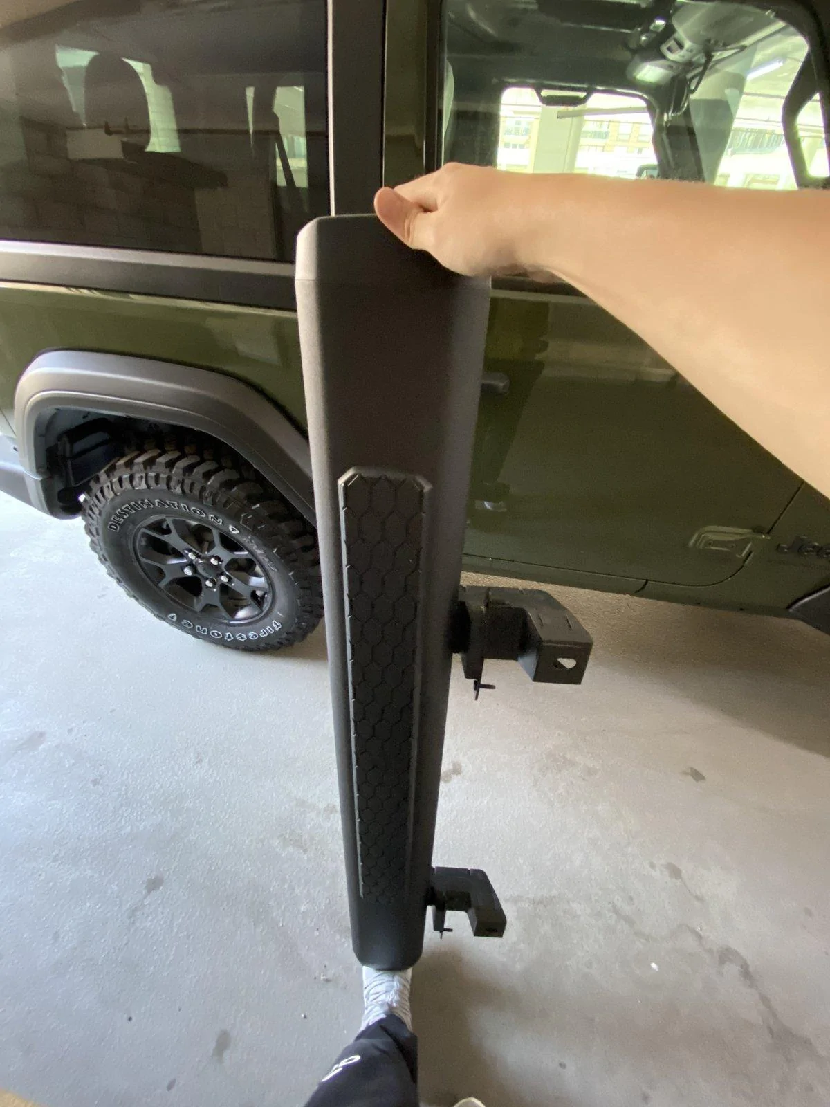 Jeep Wrangler JL MOPAR side steps, need advice IMG_9945