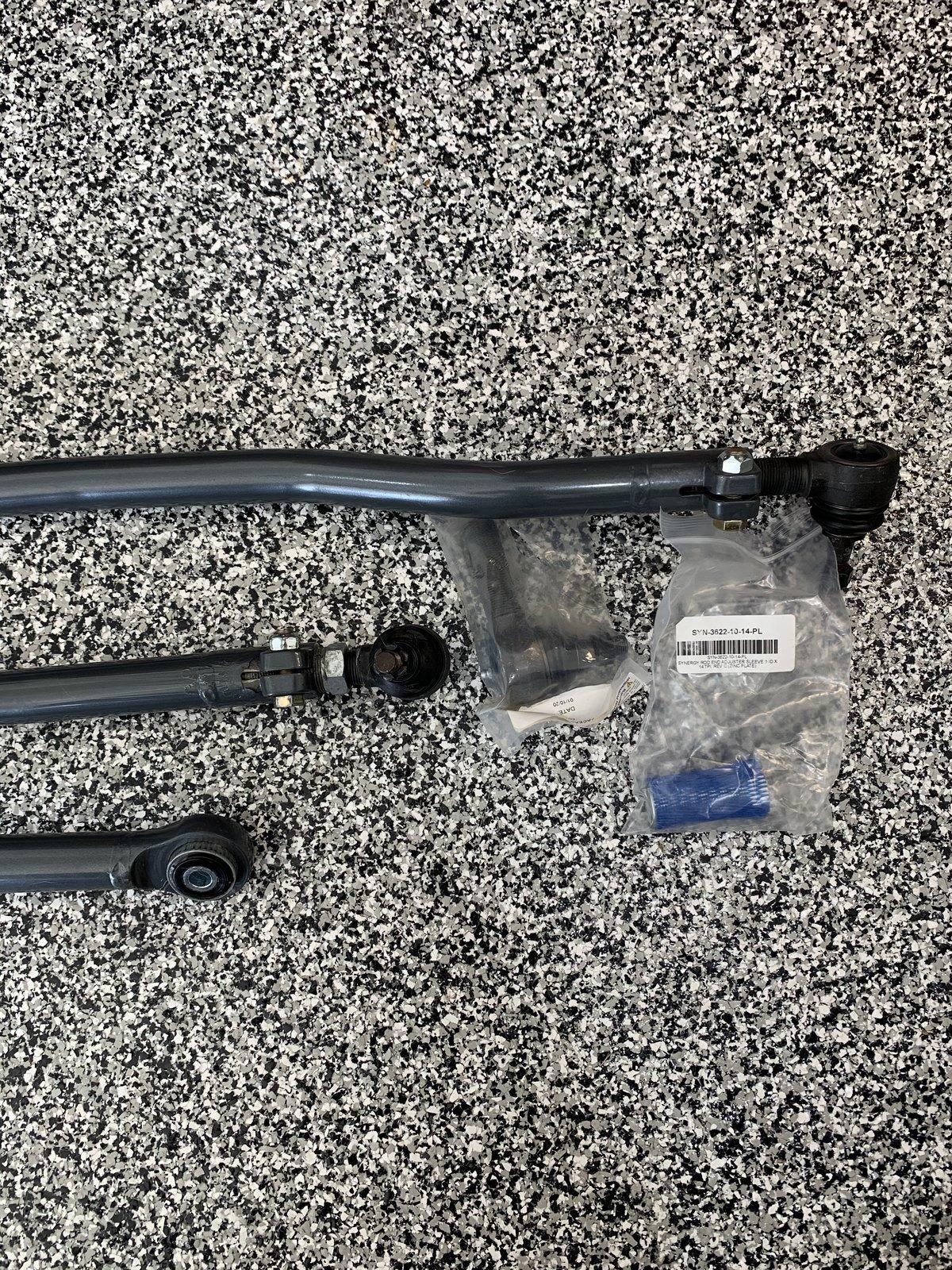 Jeep Wrangler JL Synergy HD steering and track bar DC1958E9-7707-4E7A-B0CA-68E70973174D