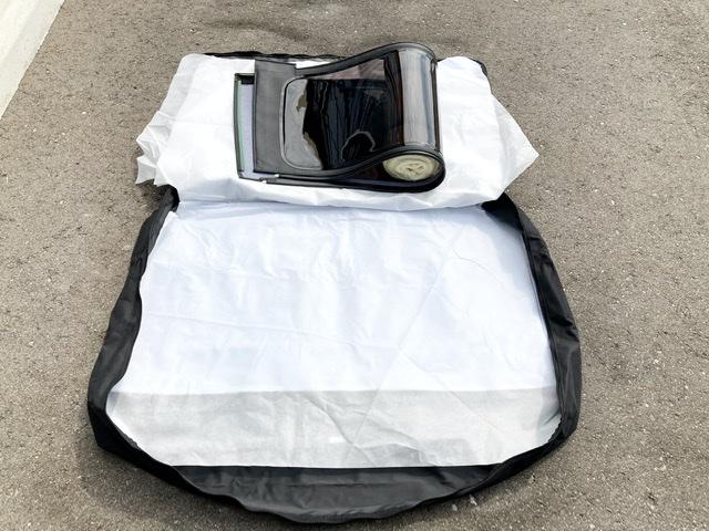 Jeep Wrangler JL Rampage Products 595101 Universal Window Storage Bag 0020F9E5-B41F-4F9E-9DD8-B8F1BA6AFD14
