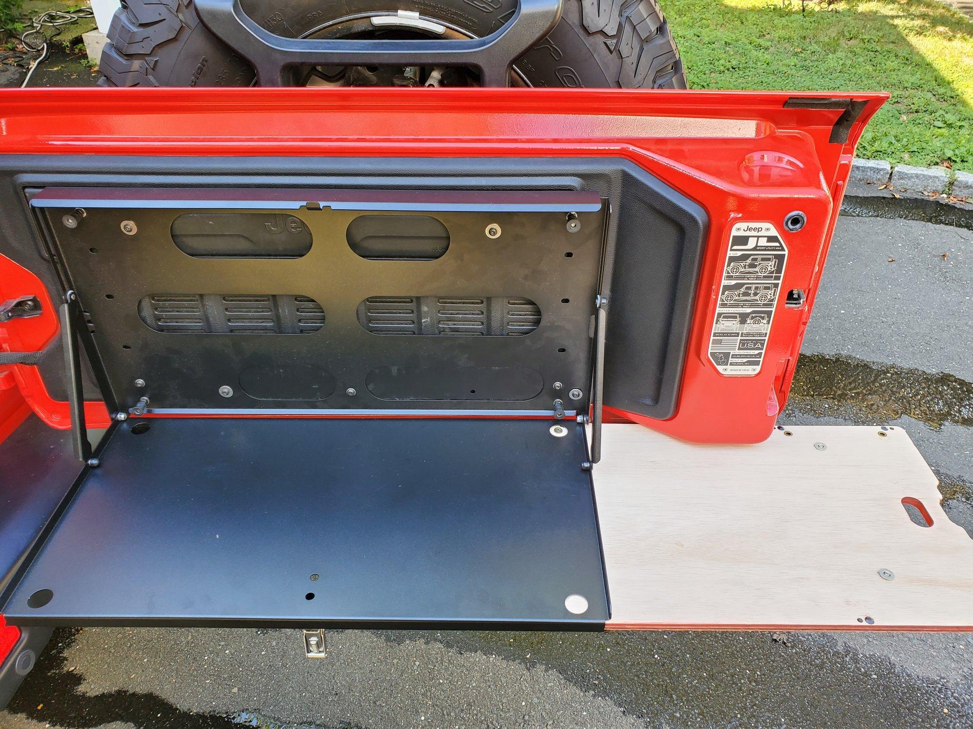 Jeep Wrangler JL Tailgate Table recommendations? 20200818_155303