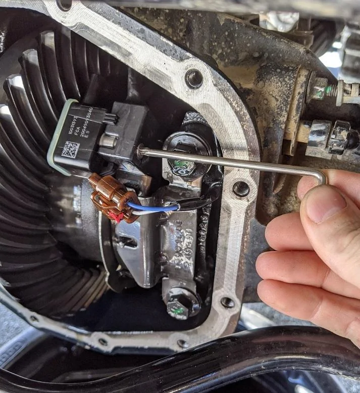 How To Engage Lockers On Jeep Rubicon: Ultimate Guide