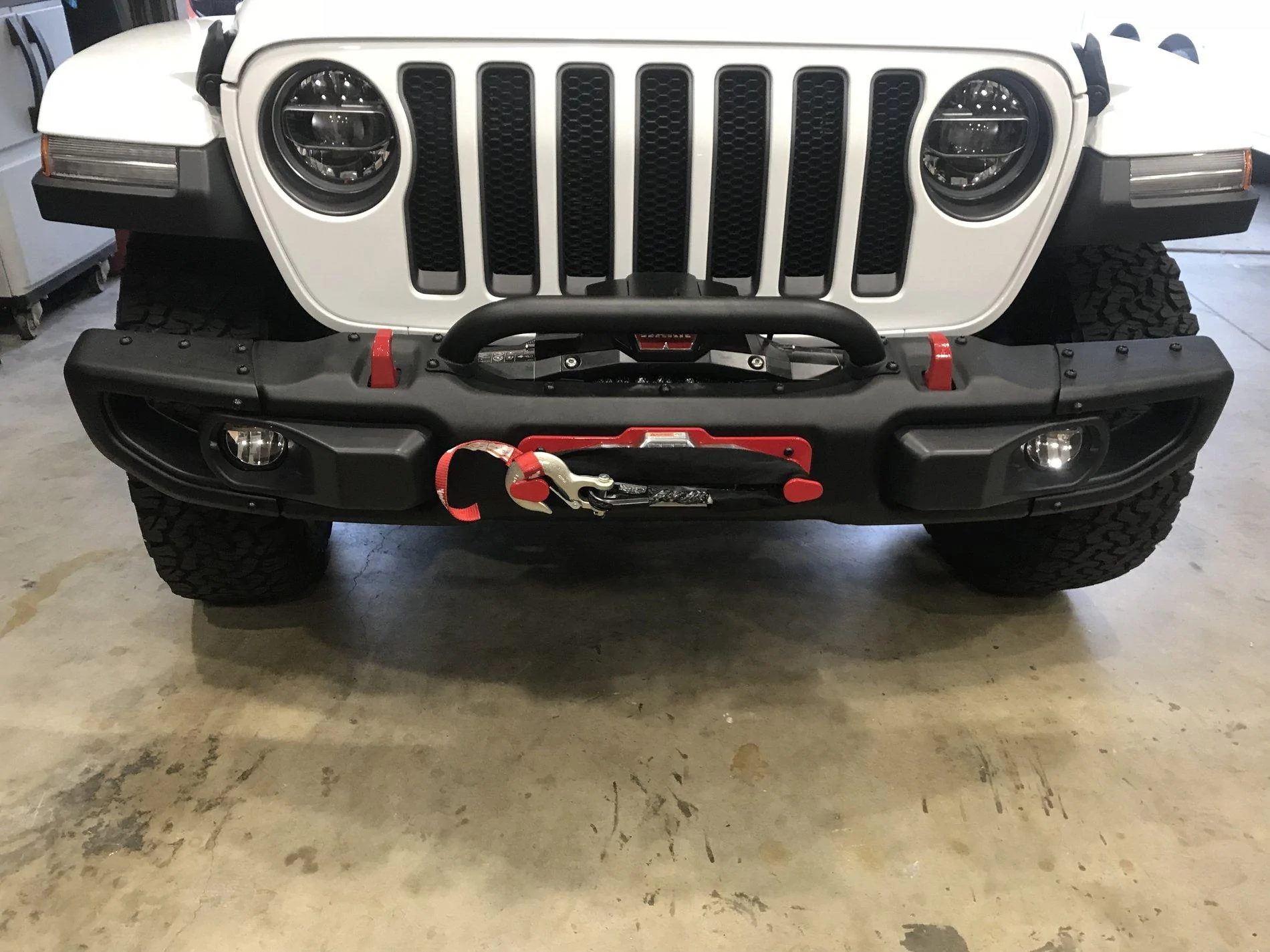 Jeep Wrangler JL Warn zeon platinum 10s install. 363F23A3-D2AC-4B3D-AC8E-2DF1638F5D79