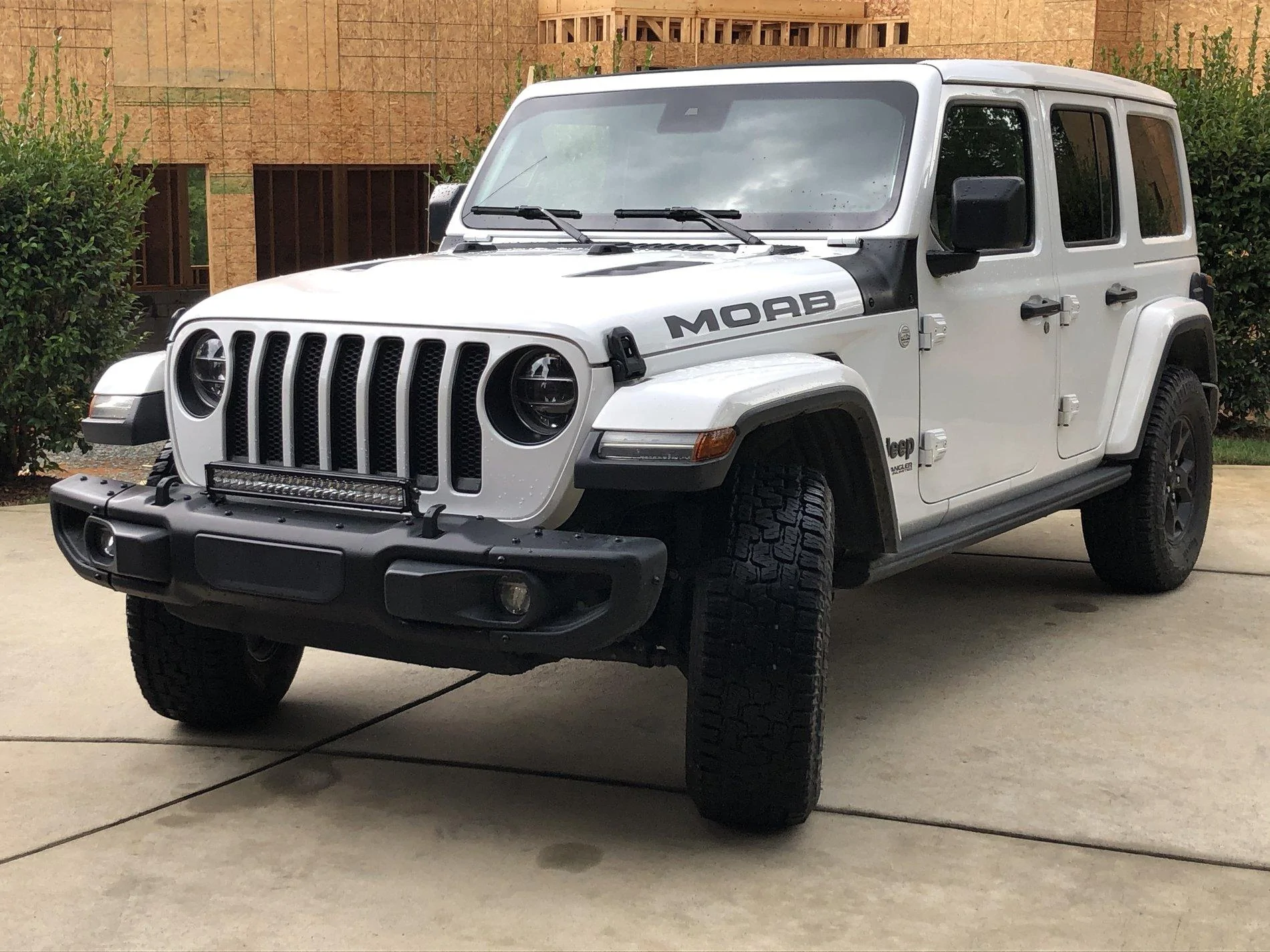 Jeep Wrangler JL MOAB tire upgrade? IMG_4502