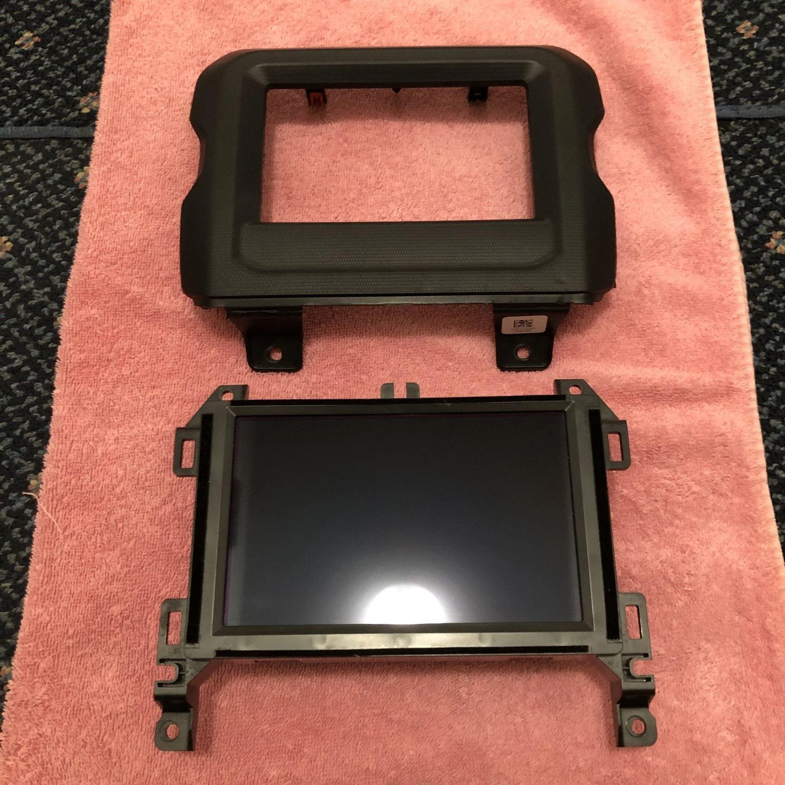Jeep Wrangler JL WTS: 7.0 Uconnect w/ Bezel and Unlock Code 0CB1911E-FF3F-45EE-9E4A-6DC29D44BA41