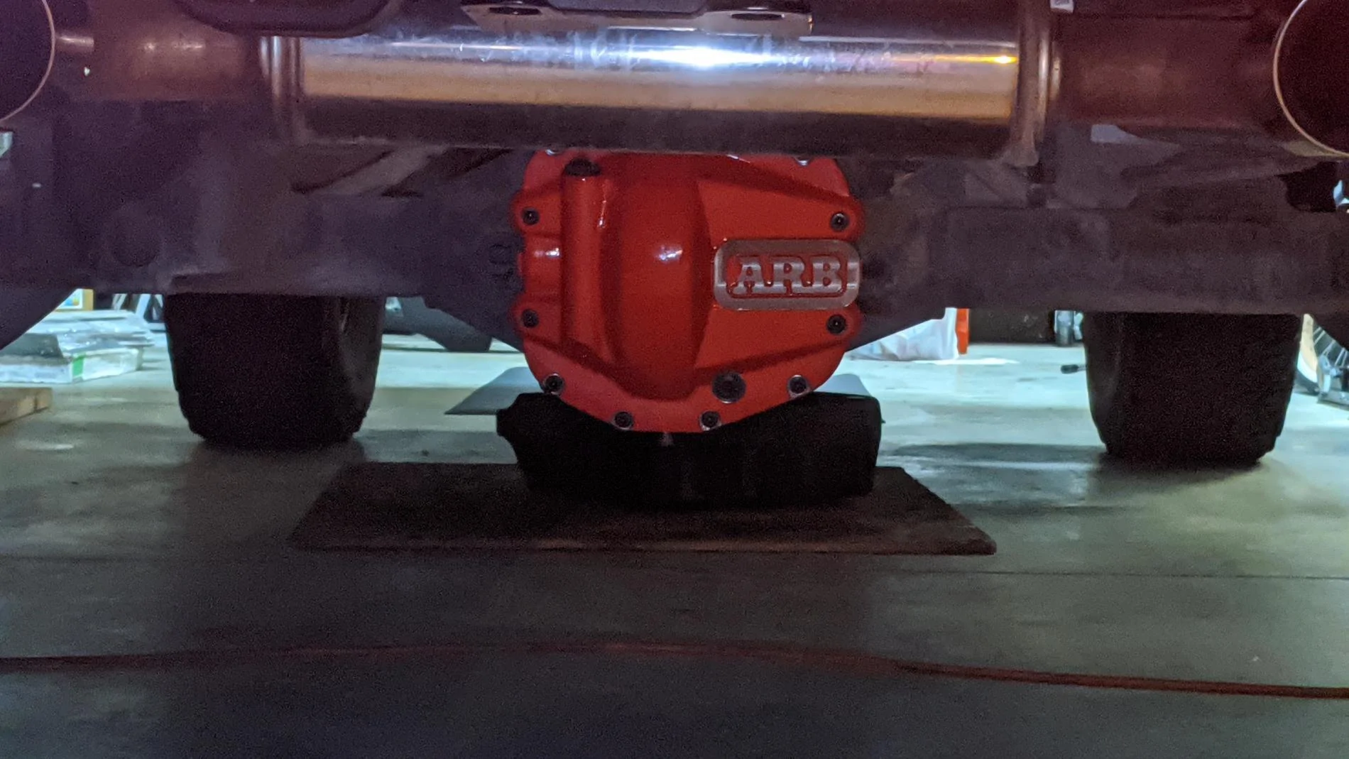 Jeep Wrangler JL Installed ARB Rear Diff Cover eCAIDQi