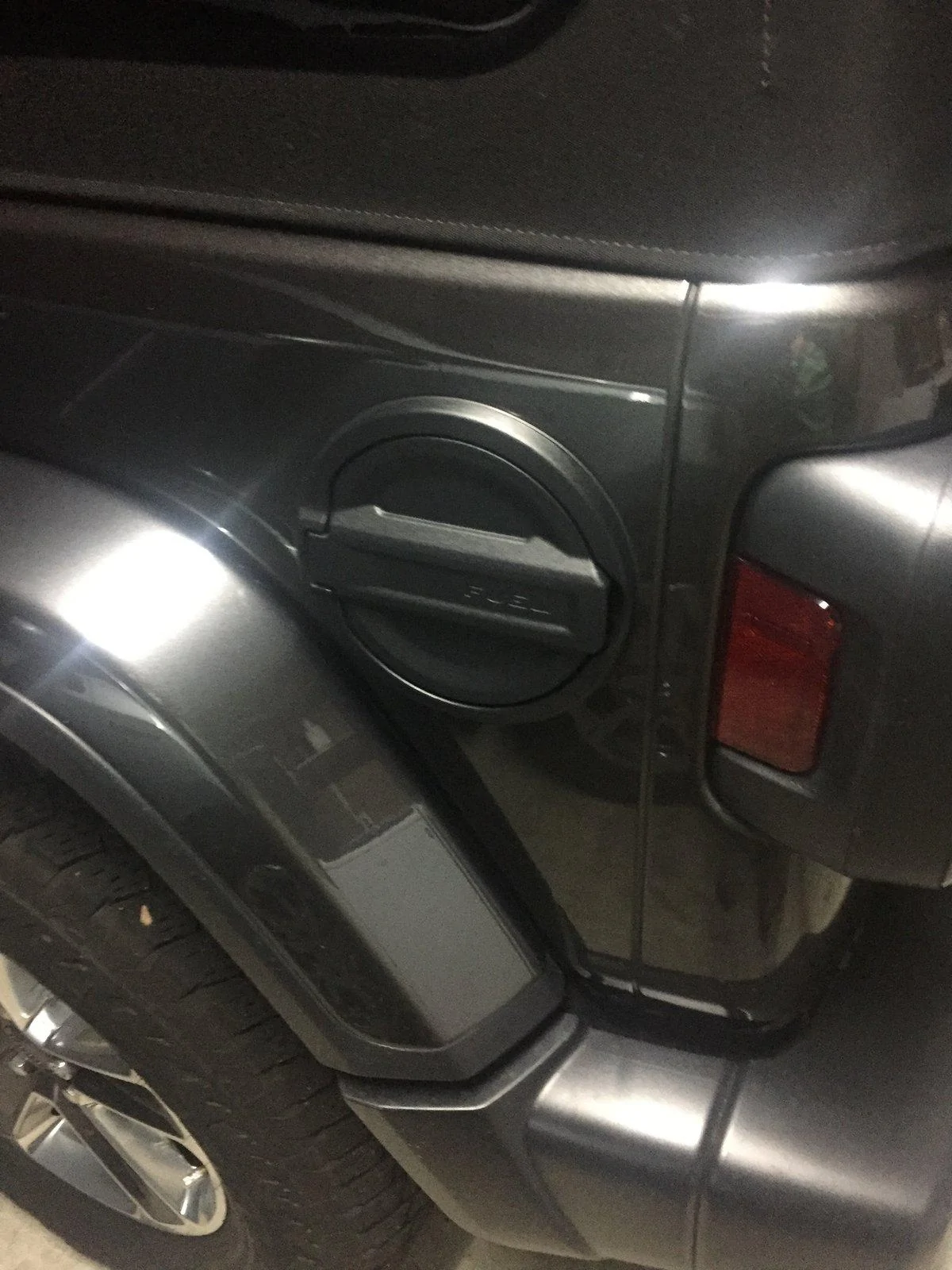 Jeep Wrangler JL Gas cap tether too short? 16944413-734B-4B7F-A108-5AF45051900D