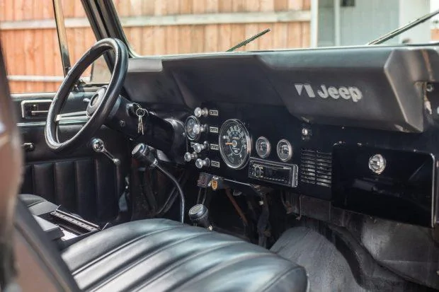 Jeep Wrangler JL 1985 Jeep CJ-7 39FB44AB-76C6-43CF-B846-4984C57C911C