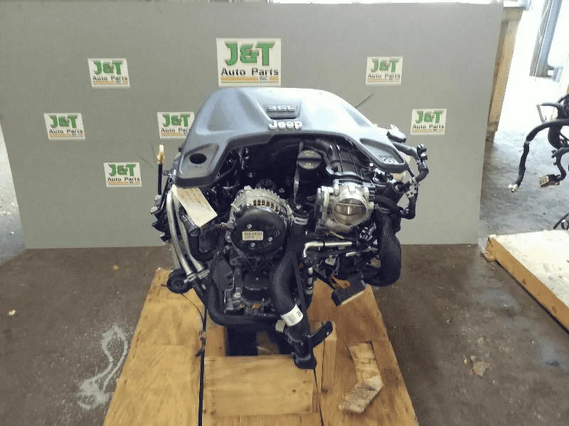 Jeep Wrangler JL Removed the engine cover. 1598910994341