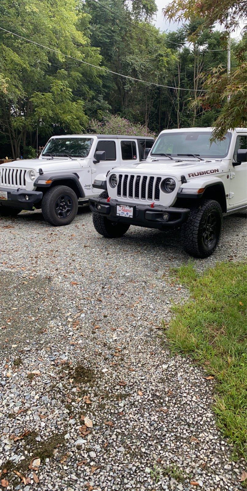Jeep Wrangler JL Out With Old In With New 10FFBC17-CC94-4CF7-A970-8C5676A79625