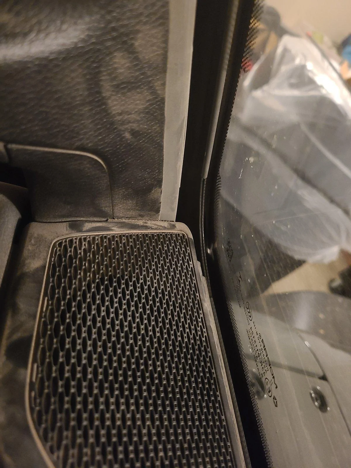 Jeep Wrangler JL Where to get basic windshield replacement for $300 or less 20200901_115943