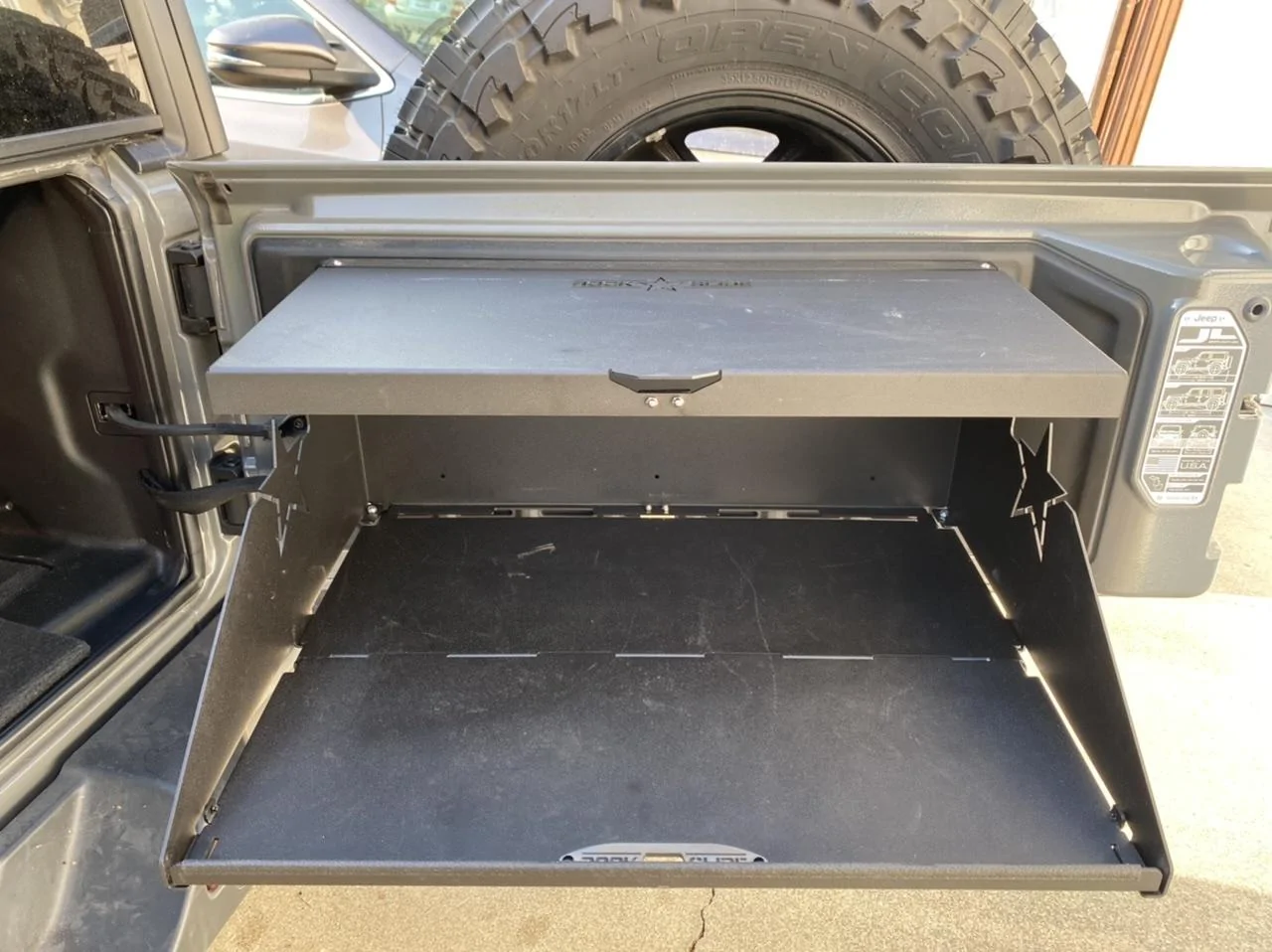 Jeep Wrangler JL Tailgate Table recommendations? 98812849-E9EA-4CE3-BF56-0871B86BB84D