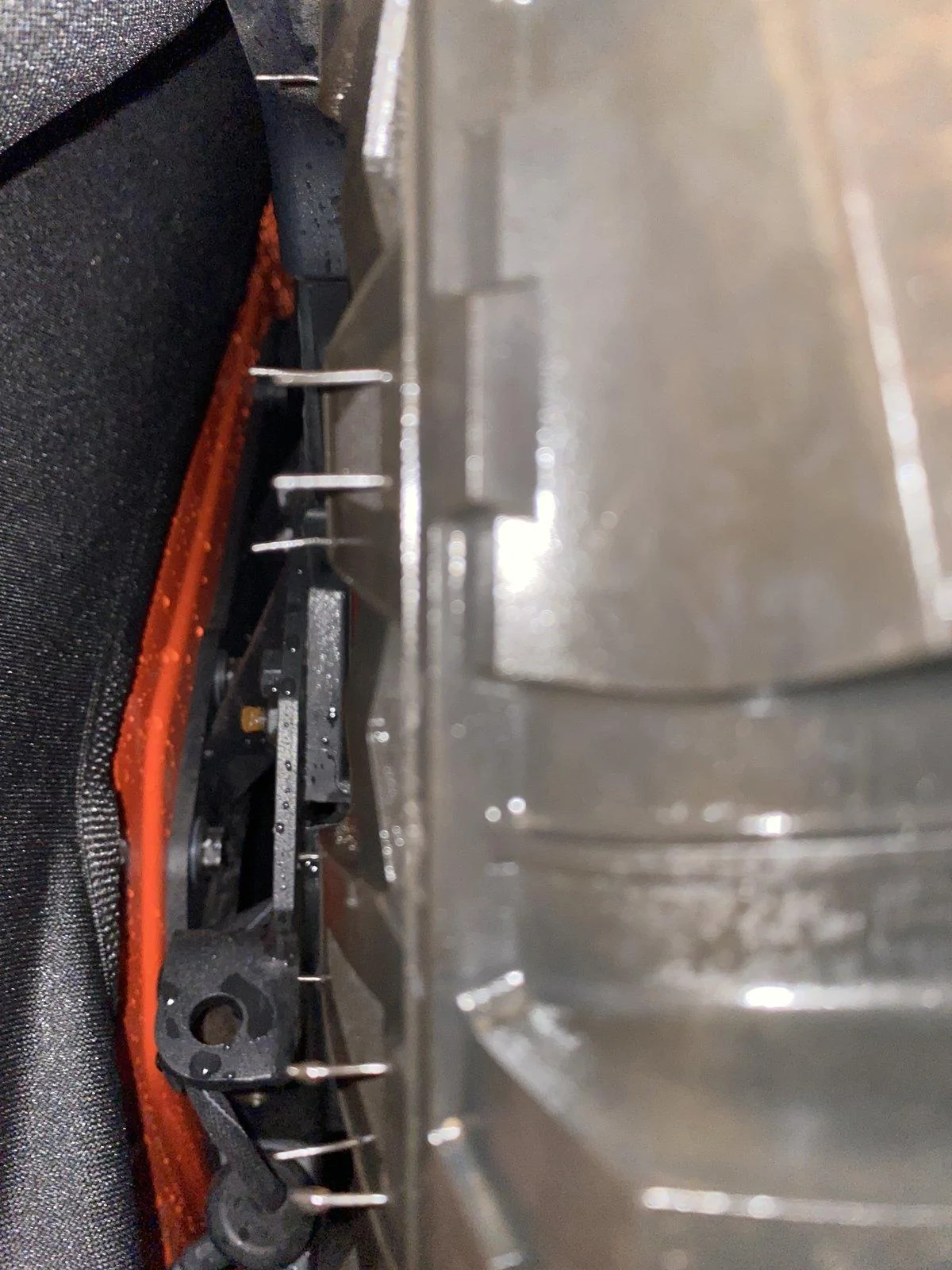Jeep Wrangler JL Smittybilt spare relo bracket bump stops 75E08256-DFAC-4752-AE63-2F9391D0B943