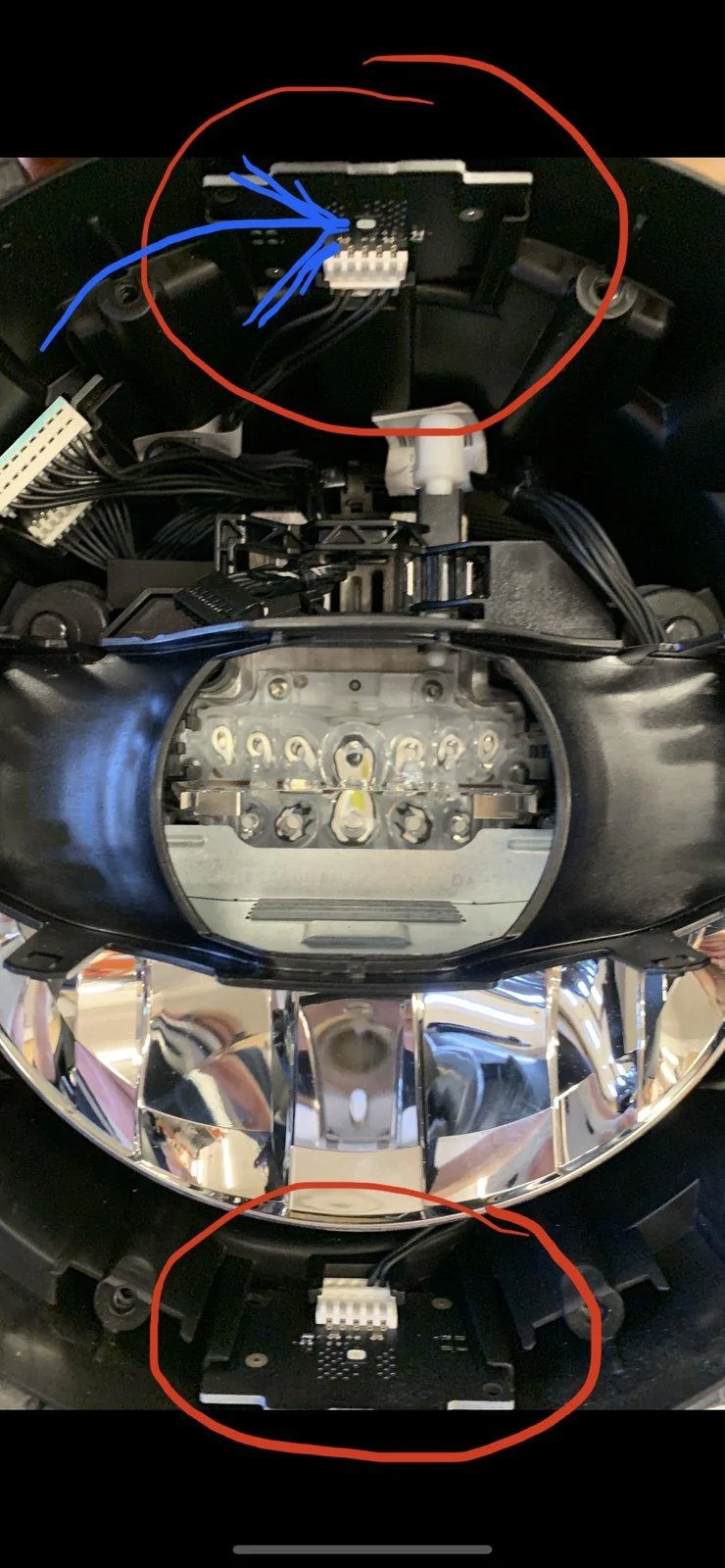 Jeep Wrangler JL LED Headlight disassembly F7381B01-E974-4E13-A2F7-F0F623B8C35E