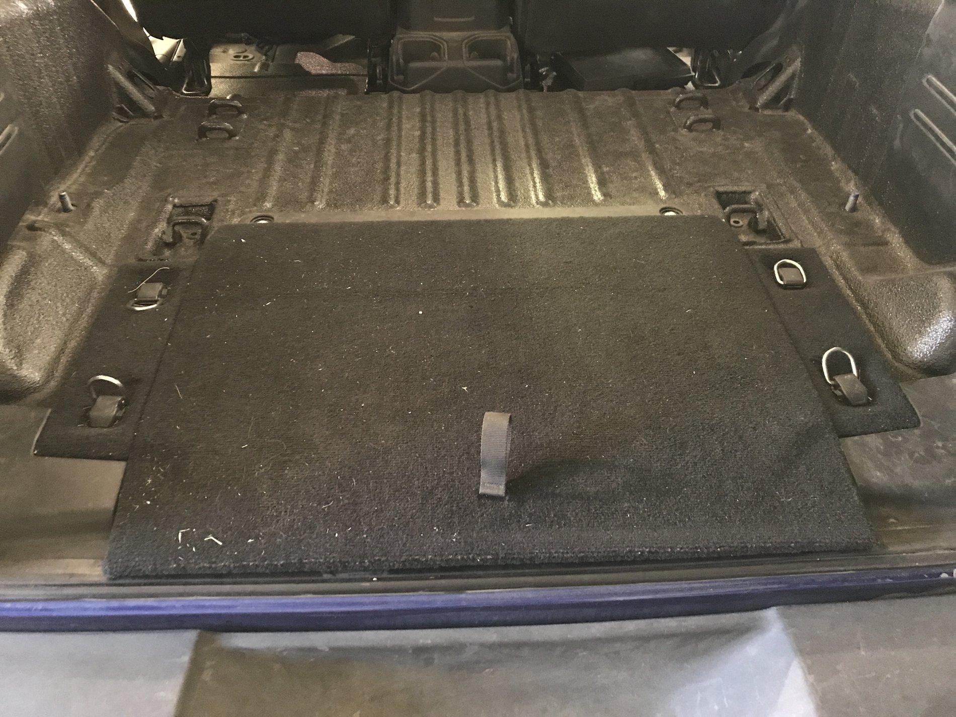 Jeep Wrangler JL Storage lid replacement image