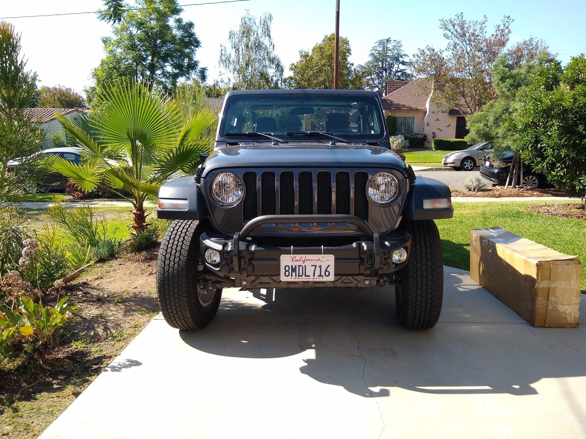 Jeep Wrangler JL return or spray paint? damaged rugged ridge arcus IMG_20200905_095358810