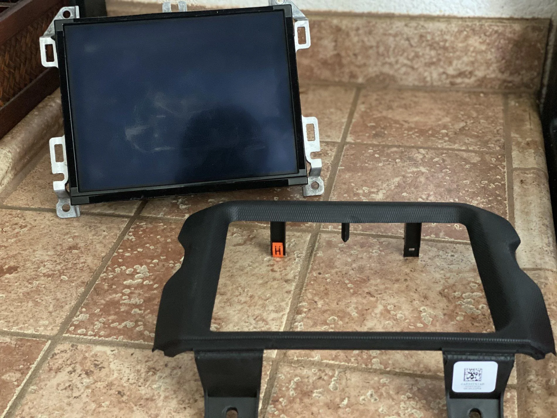 Jeep Wrangler JL Uconnect 8.4 with NAV and Climate control 725C89F1-C135-4C90-96F1-822CEA02CA86