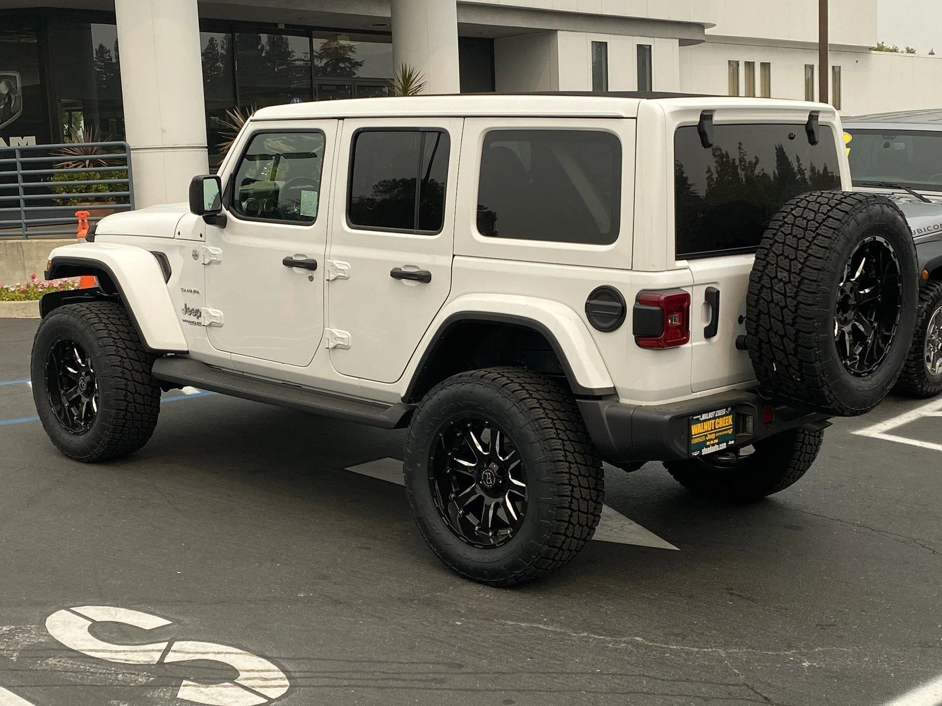 Jeep Wrangler JL 2021 Sahara today F2CD931E-7363-45BB-B3E6-79B852054BBB