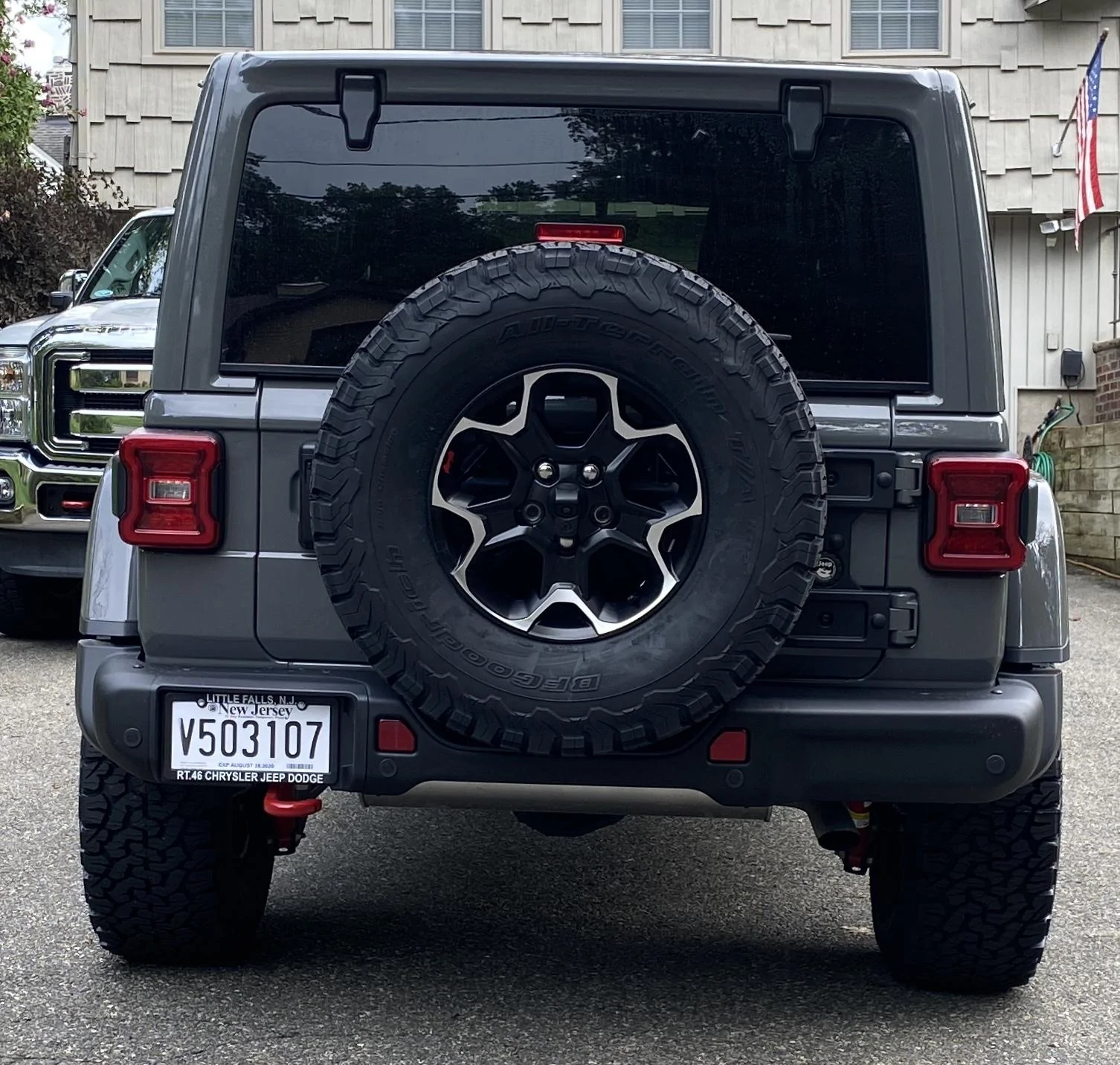 Jeep Wrangler JL Mopar oversized tire bracket 4F33CB0F-D8E9-4395-881E-D254CA1D4D57