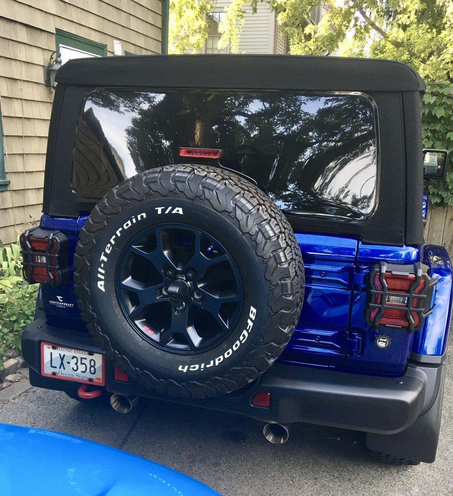 Jeep Wrangler JL STOLEN TAIL LIGHT 53478FD5-69A7-4436-928B-EFA358B1CCA8