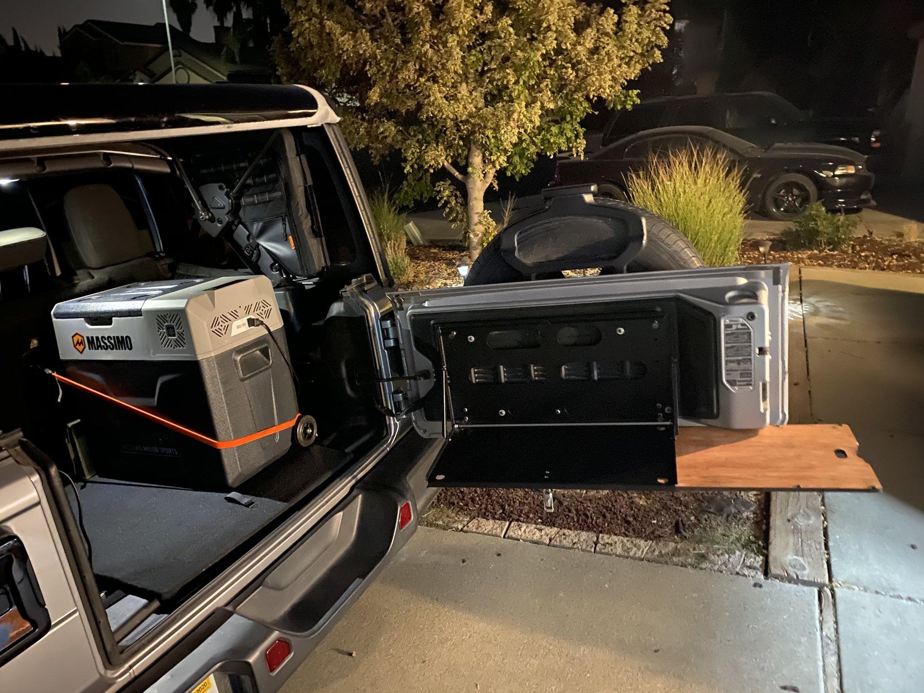 Jeep Wrangler JL My Cheap Tailgate Table 2E1505B2-E7C9-4563-B150-A1156EA9B1FD