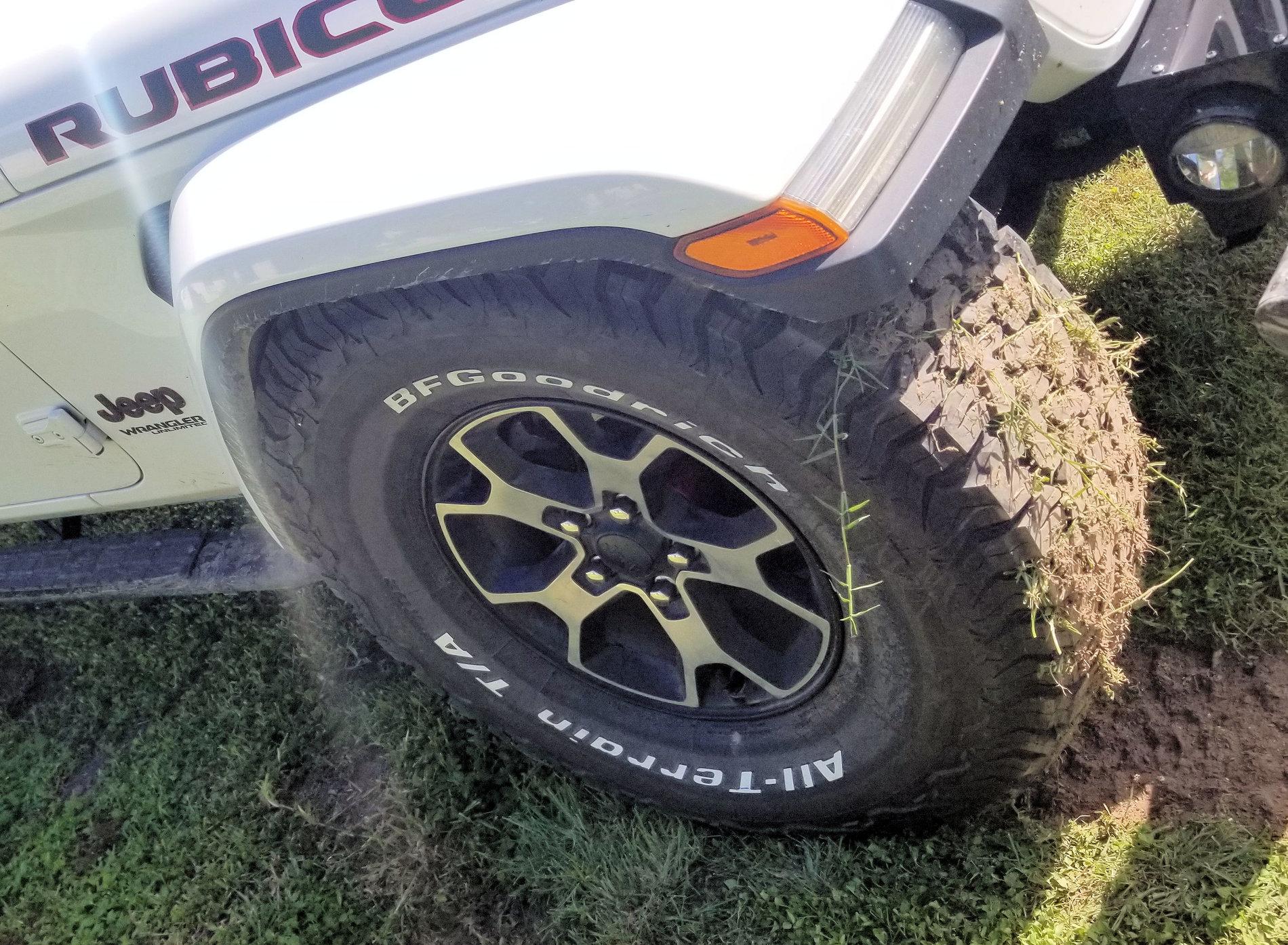 Jeep Wrangler JL 37's without lift 2019-09-22 15.44.04c