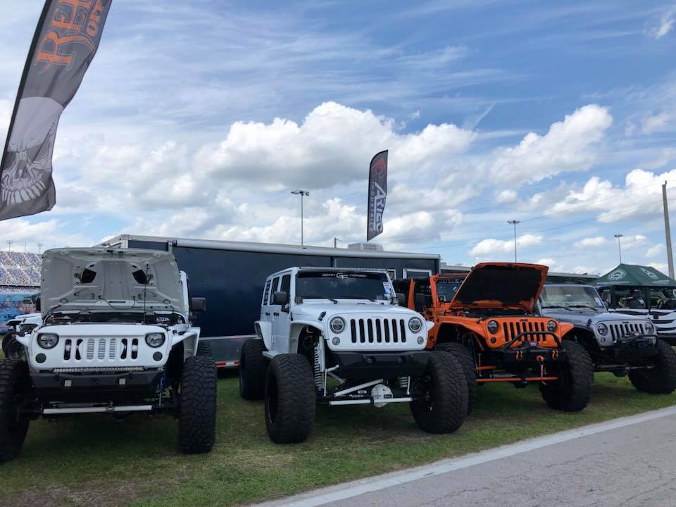Jeep Wrangler JL JEEP BEACH 2018!! 31392636_1865402556826186_4452311964088834934_n
