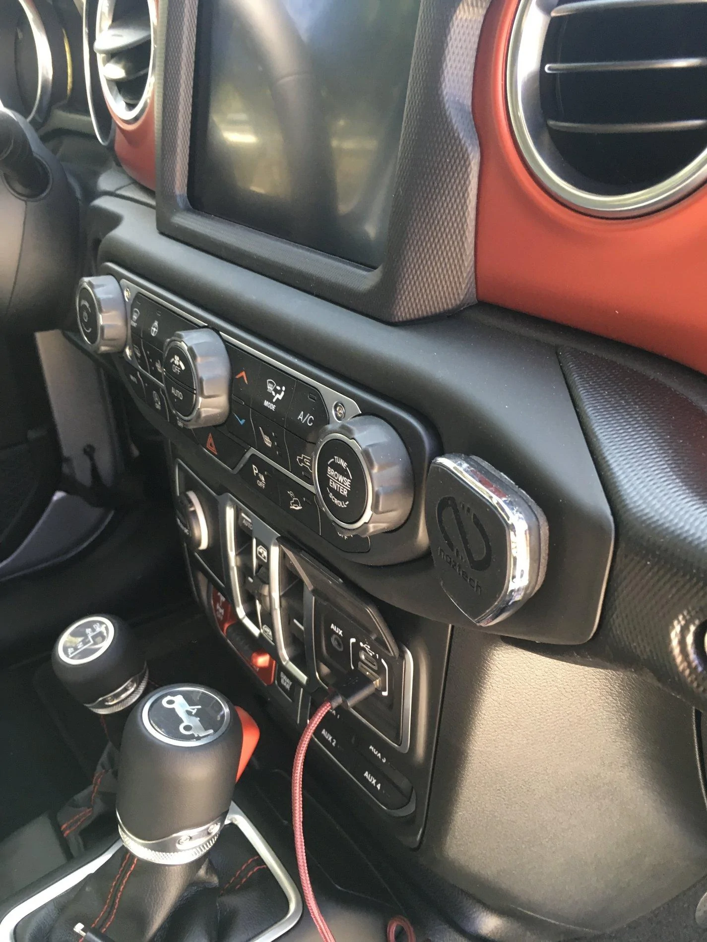 Jeep Wrangler JL Cellphone Holder for JLU Rubicon ACCEF909-6578-469B-BCC7-46FA948766B0